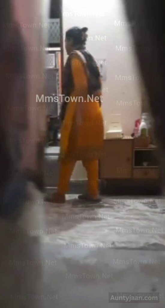 mom change clothes xxx