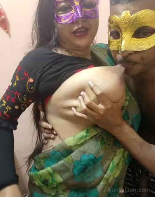 huge aunty boobs sucking