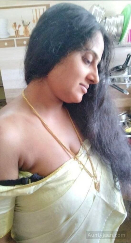 wife nude images