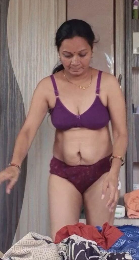 mom hidden cam xxx