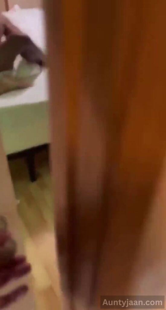 mom sex with neighbour