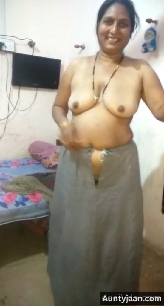aunty mms xxx stripping saree