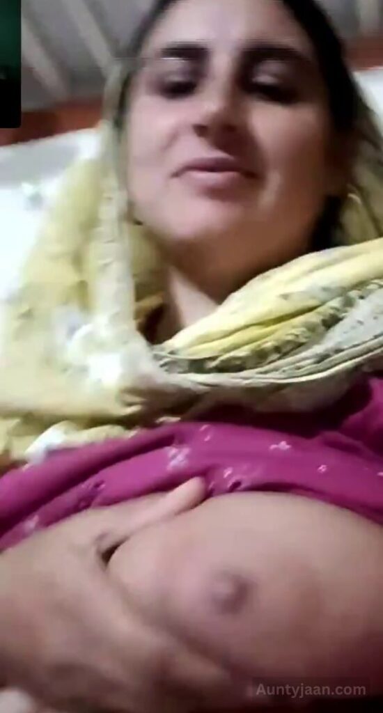 pakistani aunty boobs xxx