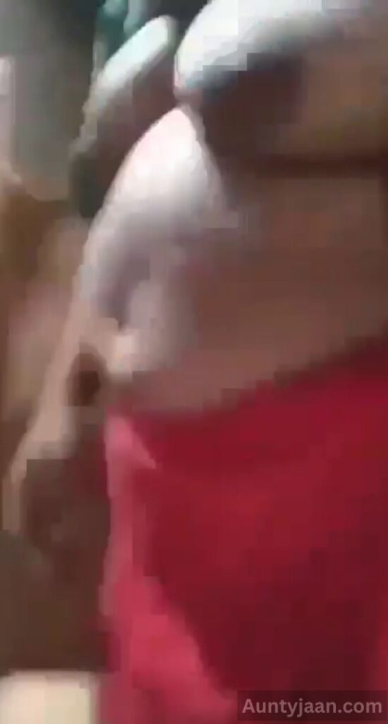 desi aunty naked stripping clothes