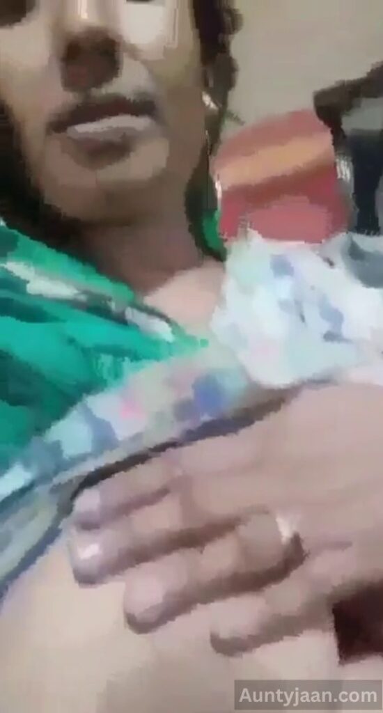 desi aunty naked stripping clothes