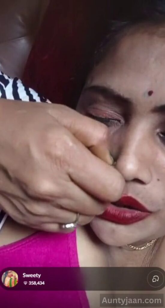 sweety indian bhabhi nude