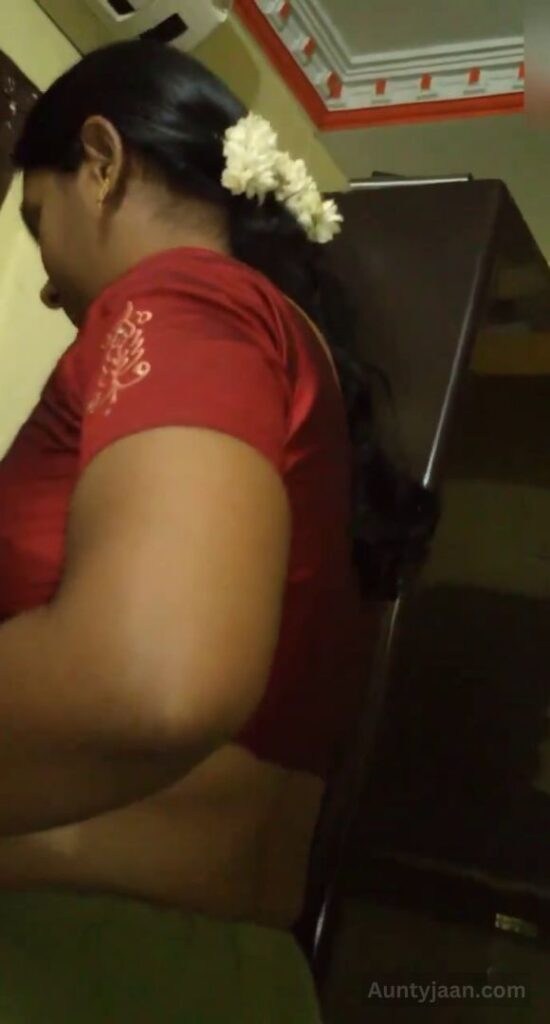 tamil wife saree nudes