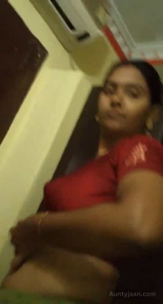 tamil wife saree nudes
