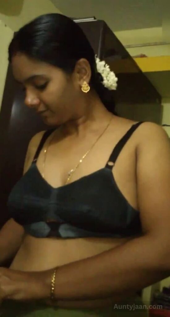 tamil wife saree nudes