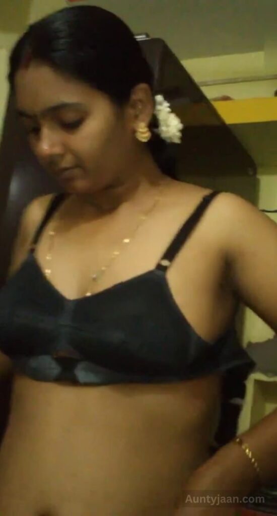 tamil wife saree nudes