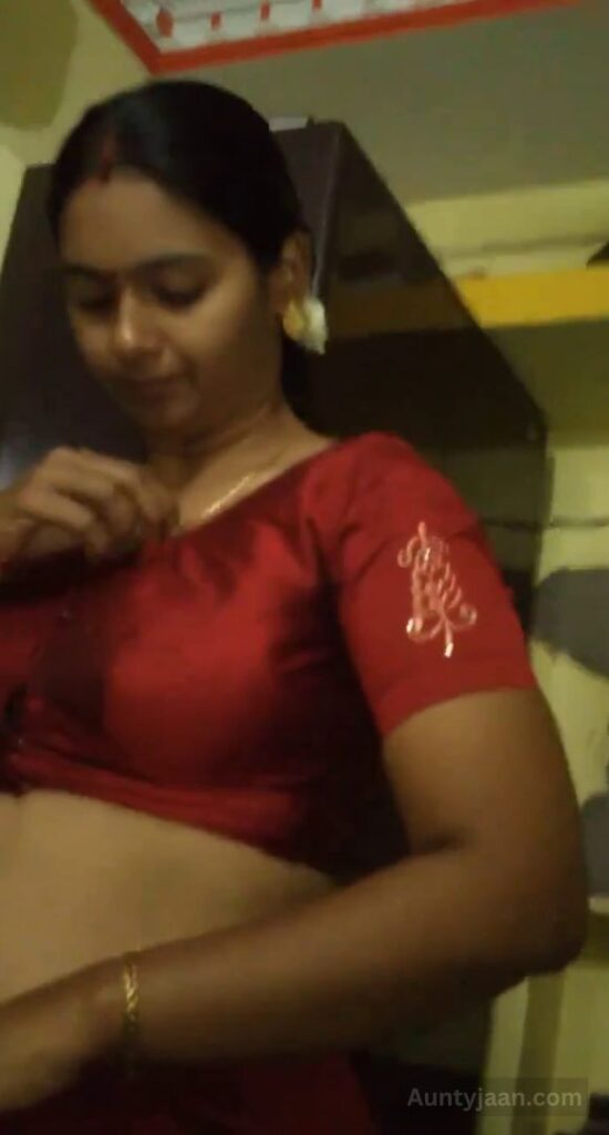 tamil wife saree nudes