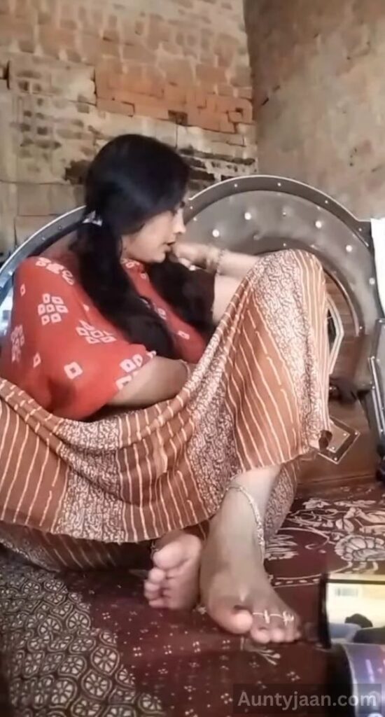 youtuber bhabhi nude live