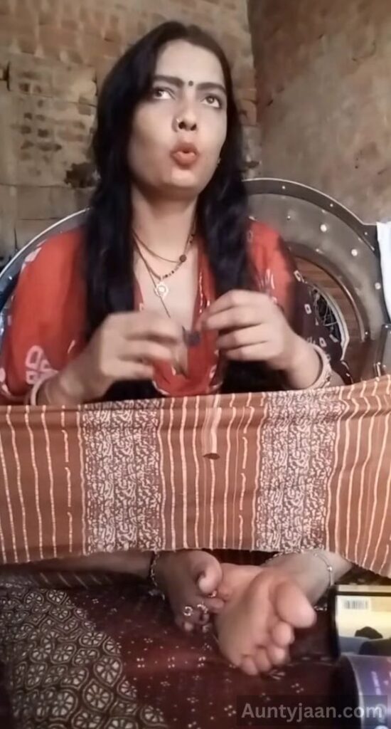 youtuber bhabhi nude live